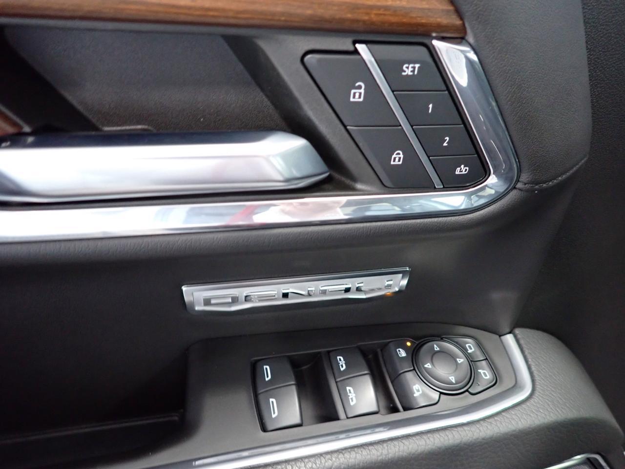 2023 GMC Sierra 1500 Denali 4WD CREW CAB LEATHER NAVI SUNROOF Listowel ON