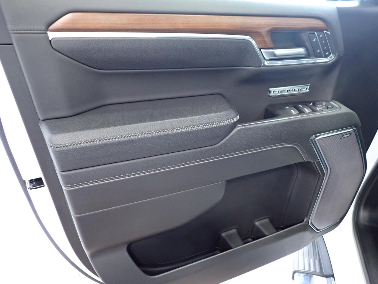 2023 GMC Sierra 1500 Denali 4WD CREW CAB LEATHER NAVI SUNROOF Listowel ON