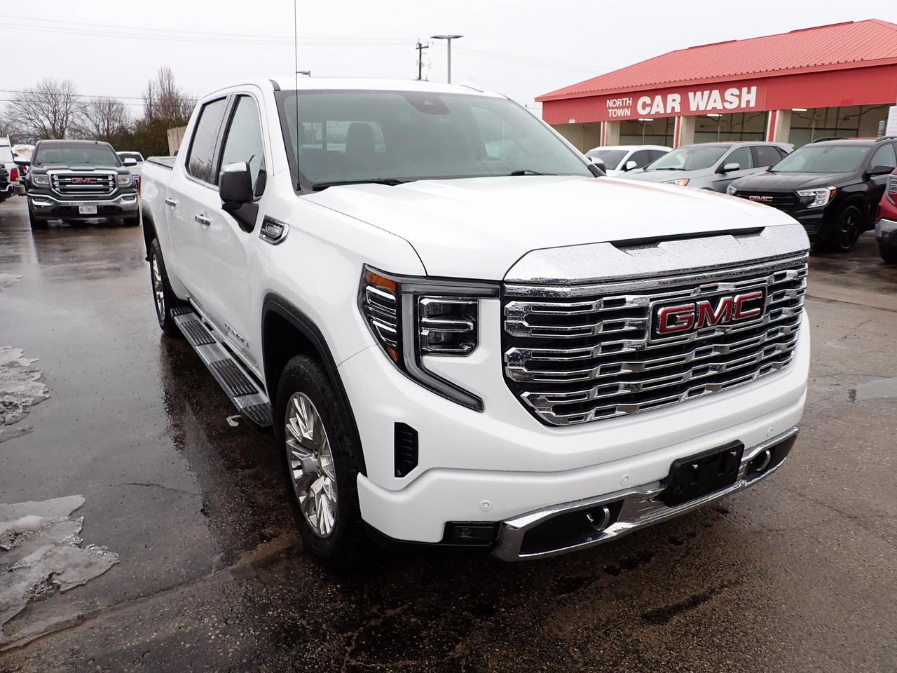 2023 GMC Sierra 1500 Denali 4WD CREW CAB