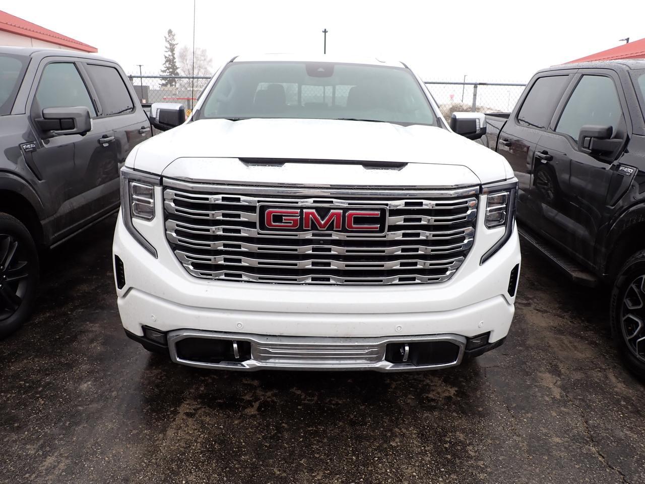 2023 GMC Sierra 1500 Denali 4WD CREW CAB Listowel ON