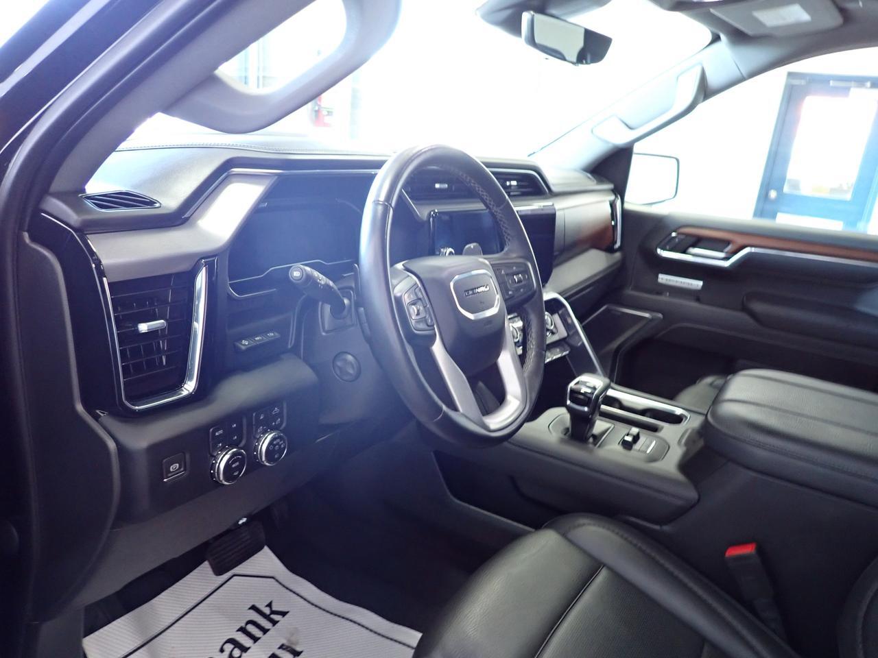 2023 GMC Sierra 1500 Denali CREW CAB 4WD LEATHER NAVI SUNROOF Listowel ON