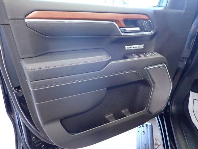 2023 GMC Sierra 1500 Denali CREW CAB 4WD LEATHER NAVI SUNROOF Listowel ON