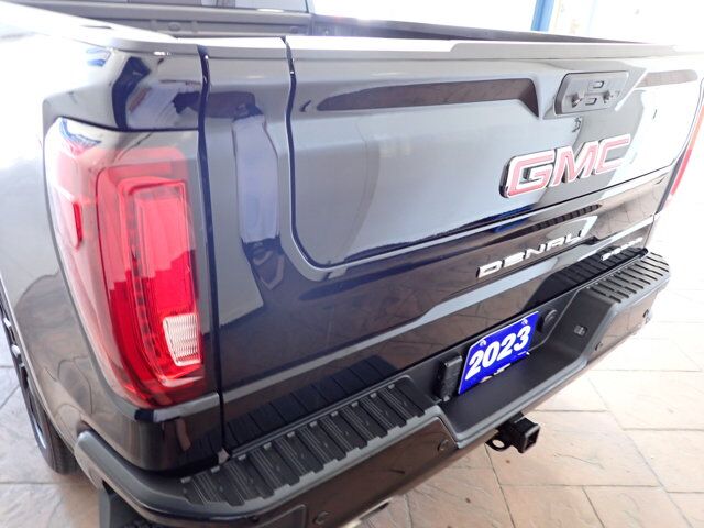 2023 GMC Sierra 1500 Denali CREW CAB 4WD LEATHER NAVI SUNROOF Listowel ON