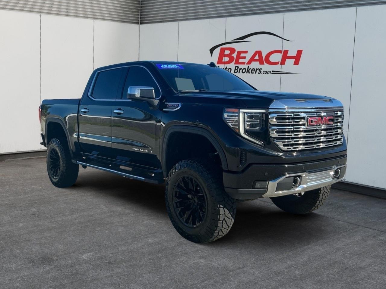 2023 GMC Sierra 1500 Denali, HEATED/VENTILATED SEATS, HEATED REAR SEATS, APPLE CARPLAY/ANDROID AUTO, BED LINER, TOW PACKAGE, POWER SLIDING REAR WINDOW, BACKUP CAMERA, POWER FOLDING MIRRORS, SUNROOF, UNIVERSAL GARAGE DOOR OPENER, NAVIGATION, WIFI, REAR BUMPER STEP, CLEAN