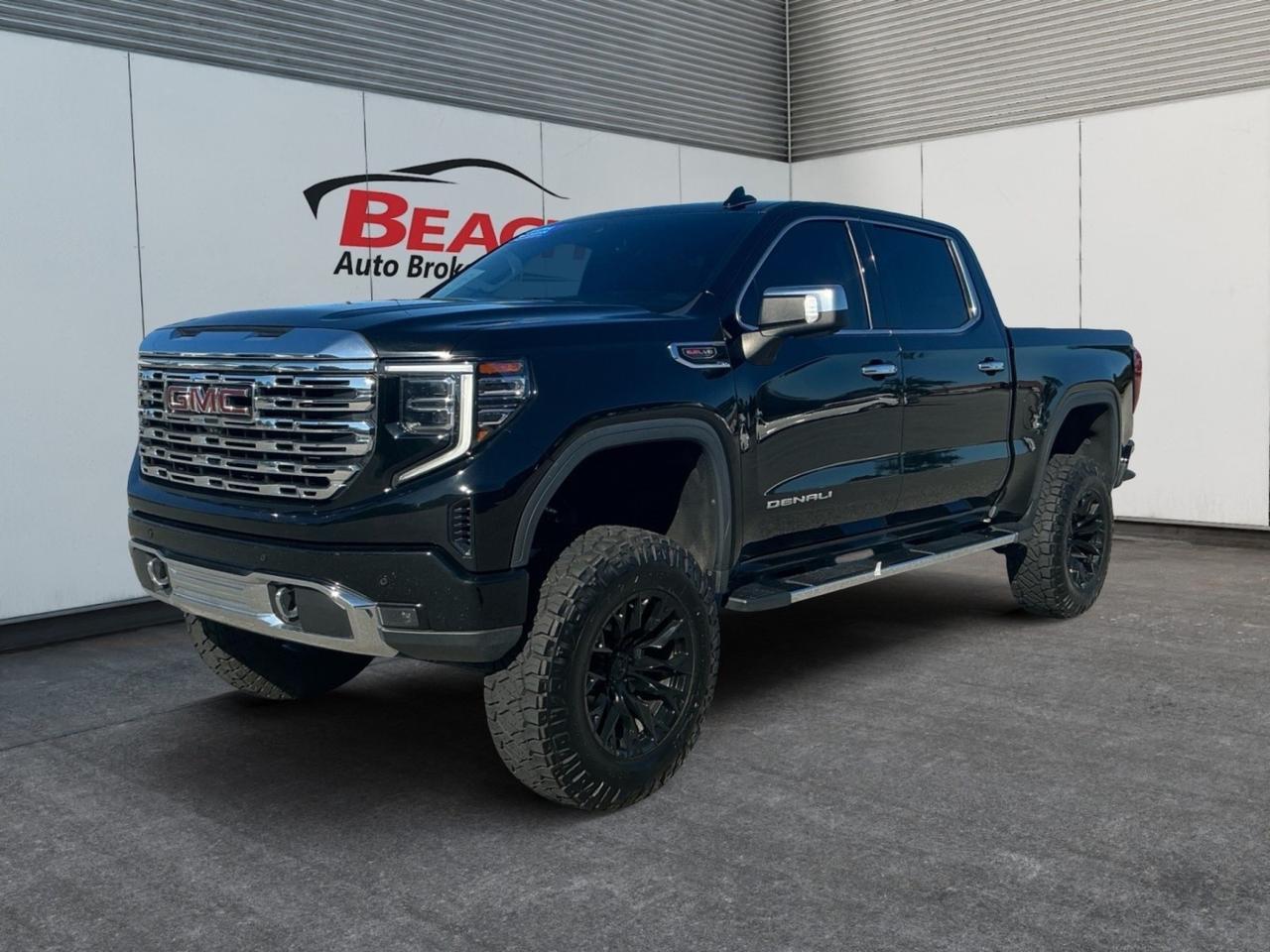 2023 GMC Sierra 1500 Denali, HEATED/VENTILATED SEATS, HEATED REAR SEATS, APPLE CARPLAY/ANDROID AUTO, BED LINER, TOW PACKAGE, POWER SLIDING REAR WINDOW, BACKUP CAMERA, POWER FOLDING MIRRORS, SUNROOF, UNIVERSAL GARAGE DOOR OPENER, NAVIGATION, WIFI, REAR BUMPER STEP, CLEAN