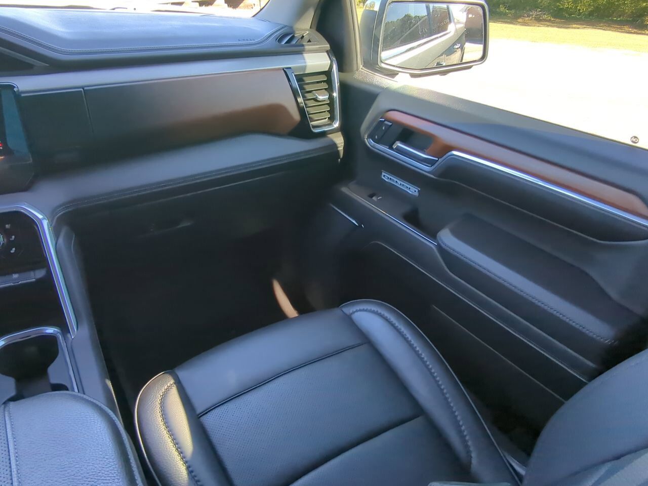 2023 GMC Sierra 1500 Denali Winder GA