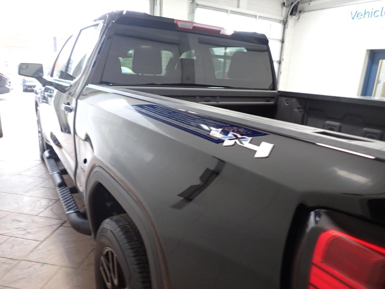 2023 GMC Sierra 1500 Elevation 4WD CREW CAB POWER SEAT 5.8 BOX Listowel ON