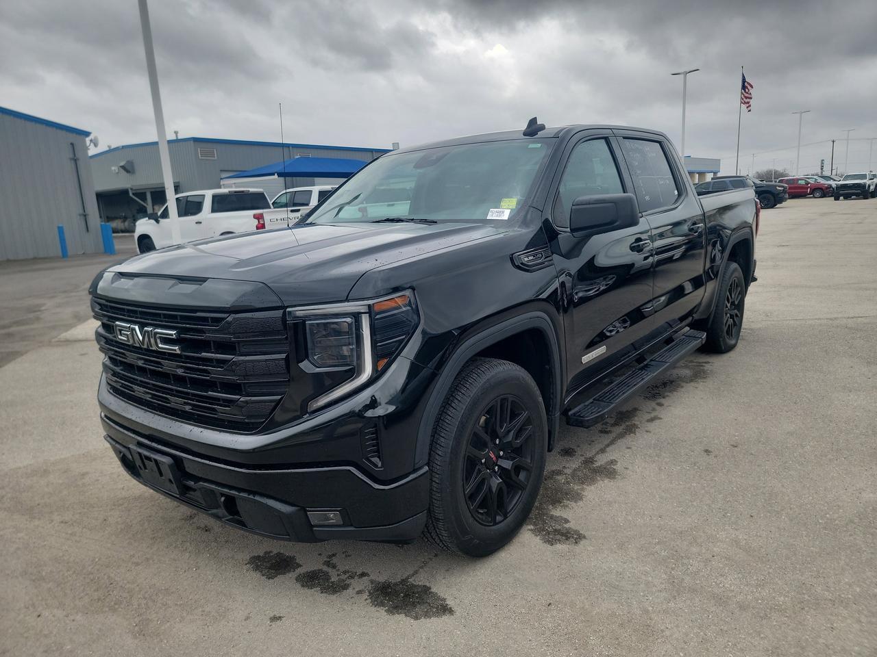 2023 GMC Sierra 1500 Elevation