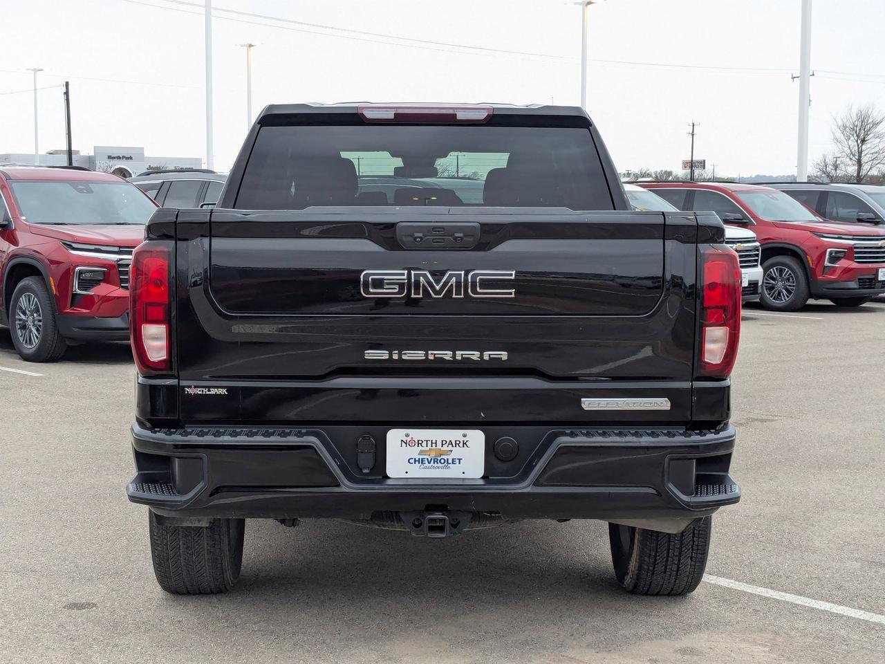 2023 GMC Sierra 1500 Elevation