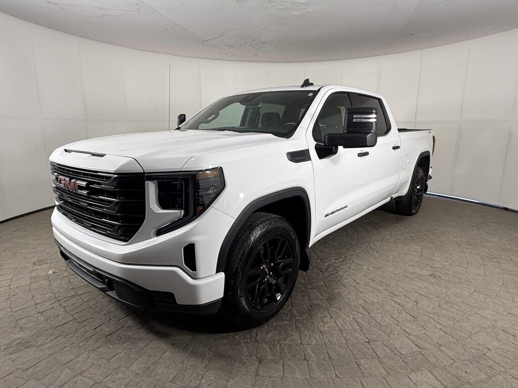 2023 GMC Sierra 1500 Pro 4WD Crew Cab Maumee OH