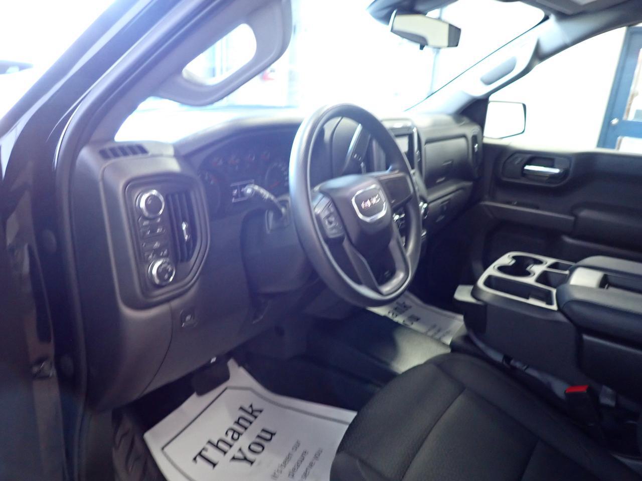 2023 GMC Sierra 1500 Pro CREW CAB 5&apos;8&quot; BOX Listowel ON