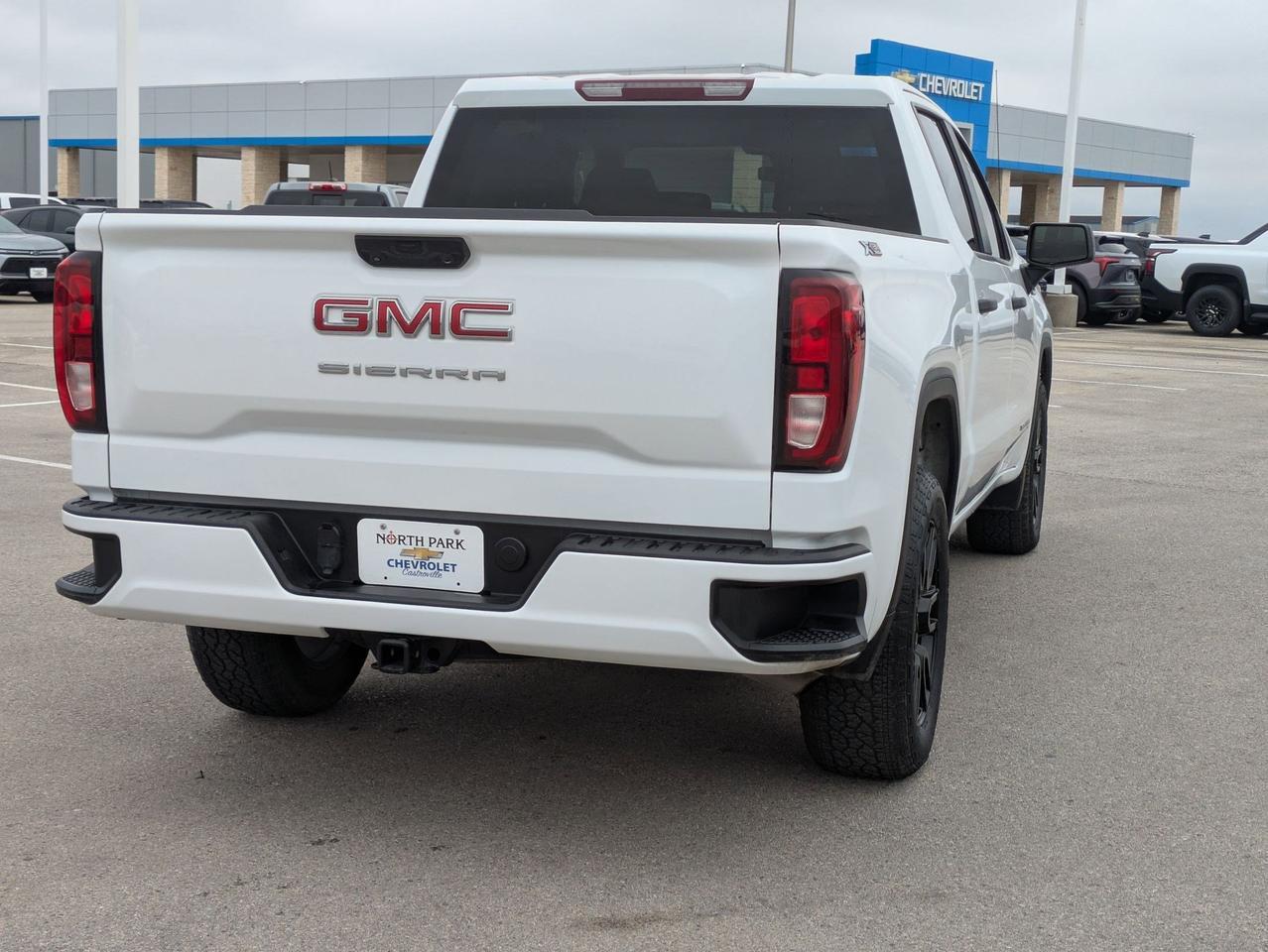 2023 GMC Sierra 1500 Pro