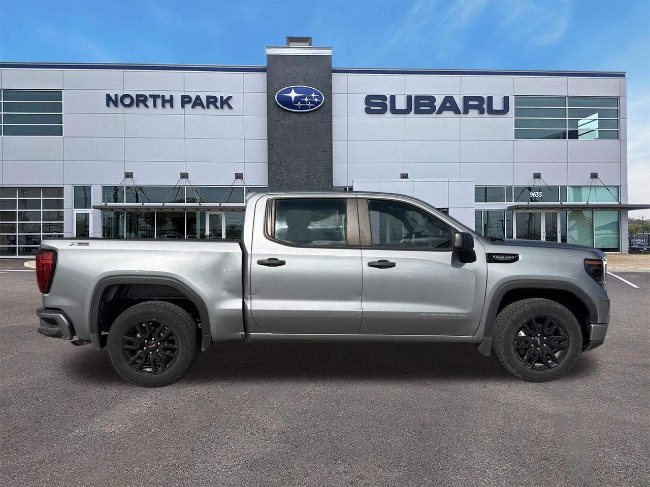 2023 GMC Sierra 1500 Pro