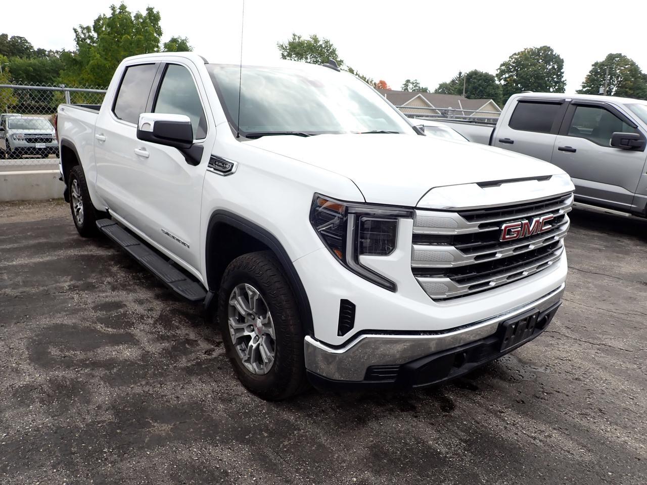 2023 GMC Sierra 1500 SLE 4WD CREW CAB Listowel ON