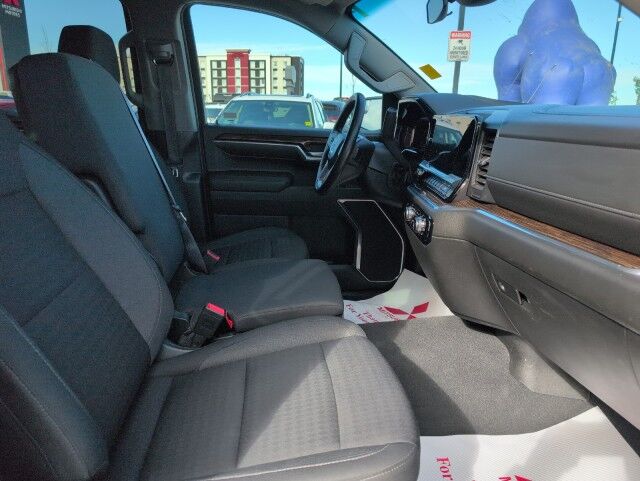 2023 GMC Sierra 1500 SLE Whitecourt AB