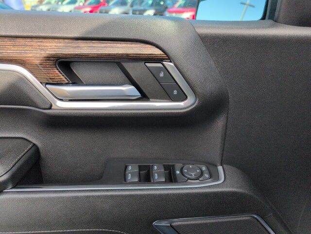 2023 GMC Sierra 1500 SLE Whitecourt AB