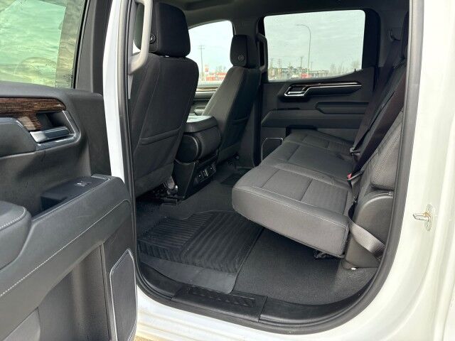 2023 GMC Sierra 1500 SLE Whitecourt AB