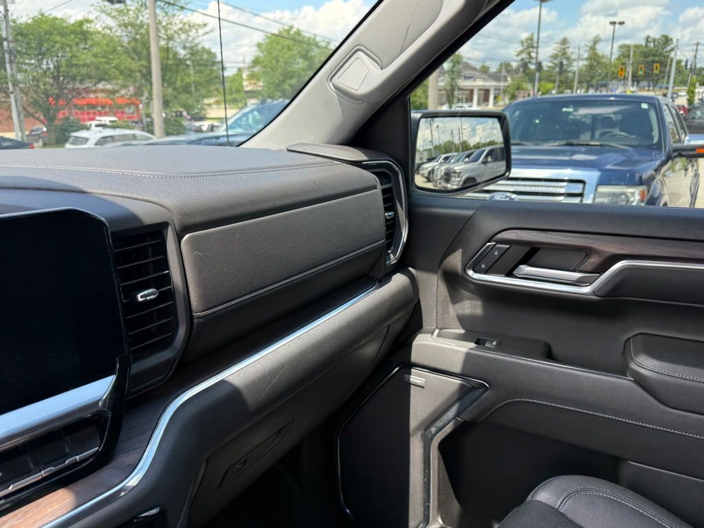 2023 GMC Sierra 1500 SLT Crestwood KY