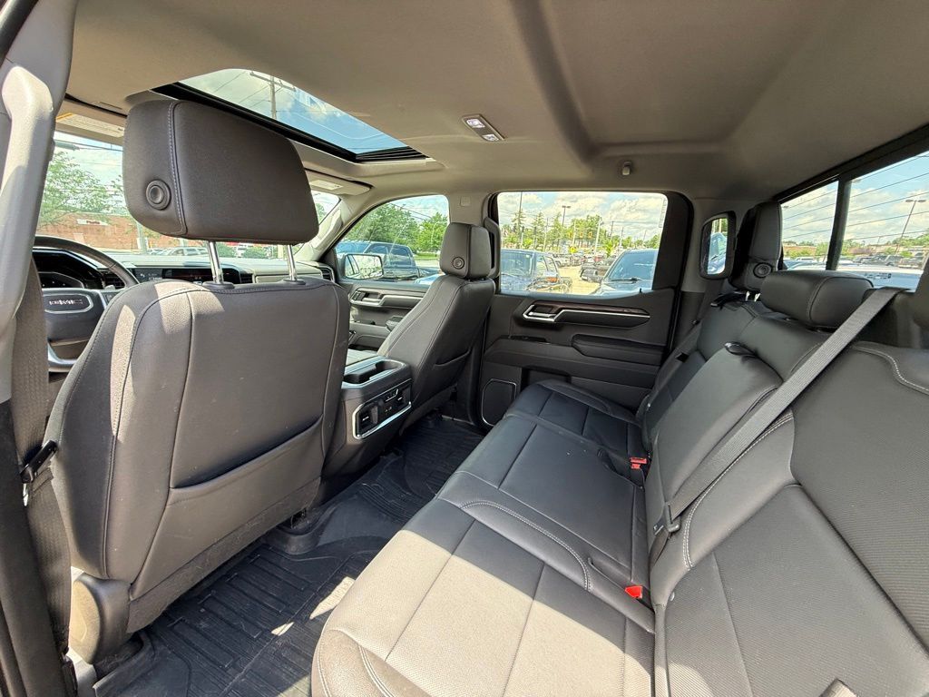2023 GMC Sierra 1500 SLT Crestwood KY