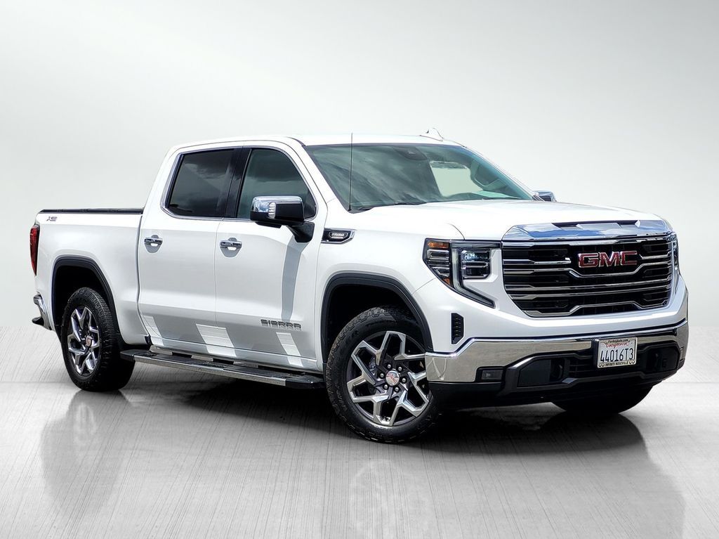 2023 GMC Sierra 1500 SLT