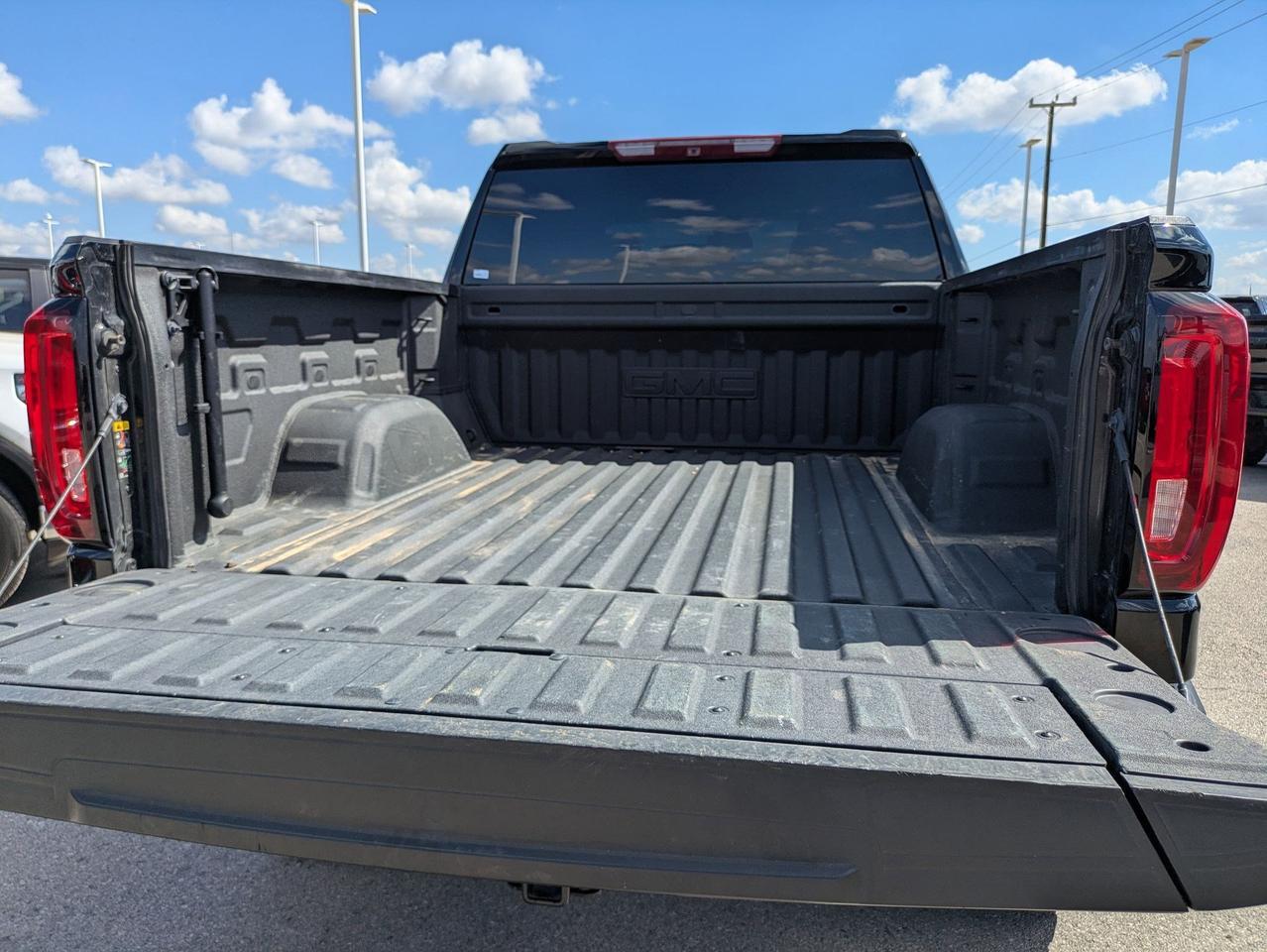 2023 GMC Sierra 1500 SLT Castroville TX