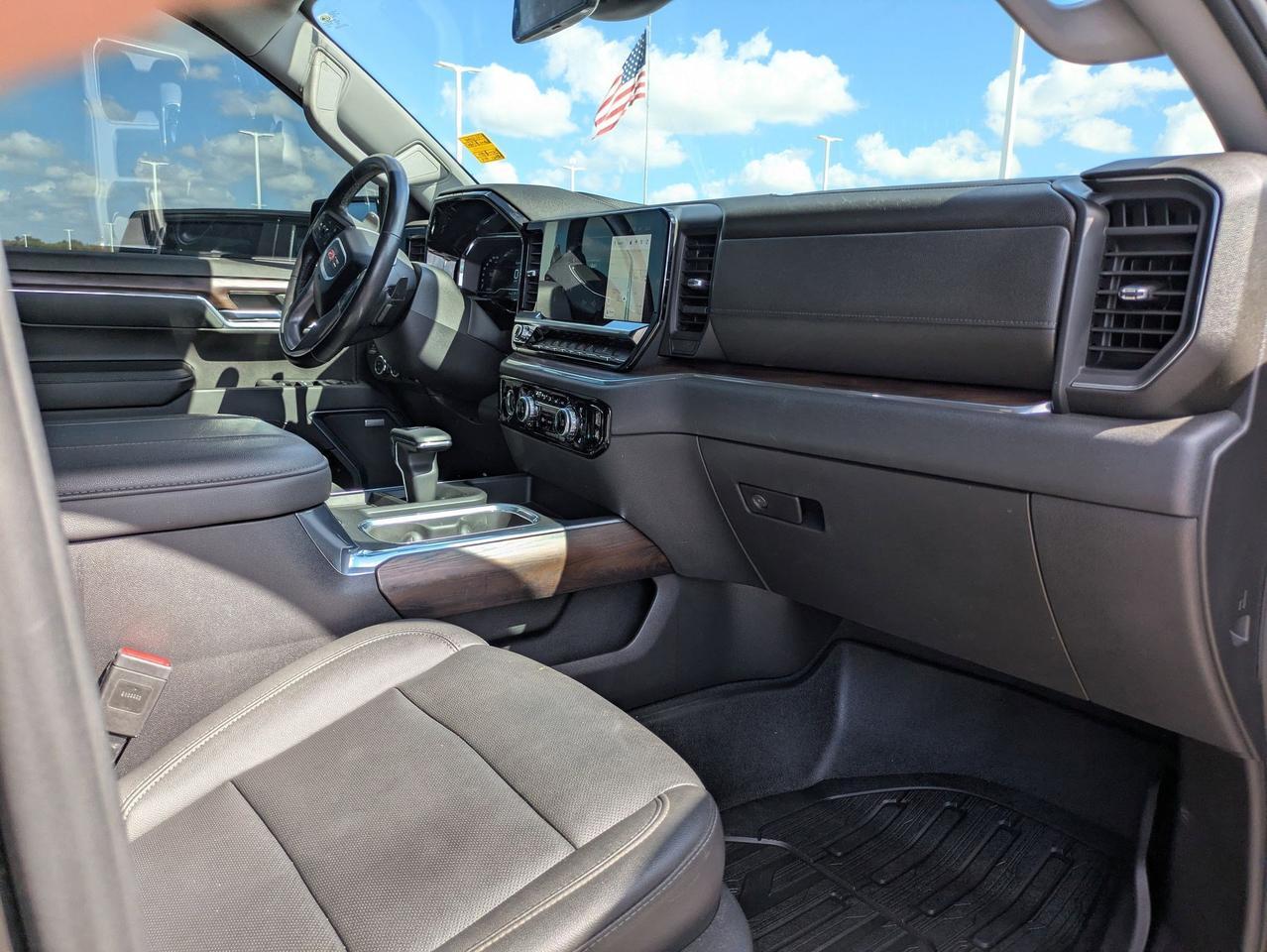 2023 GMC Sierra 1500 SLT Castroville TX