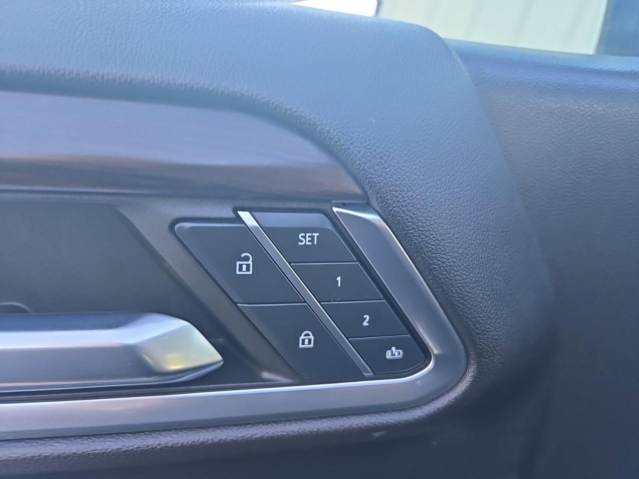 2023 GMC Sierra 1500 SLT West Burlington IA