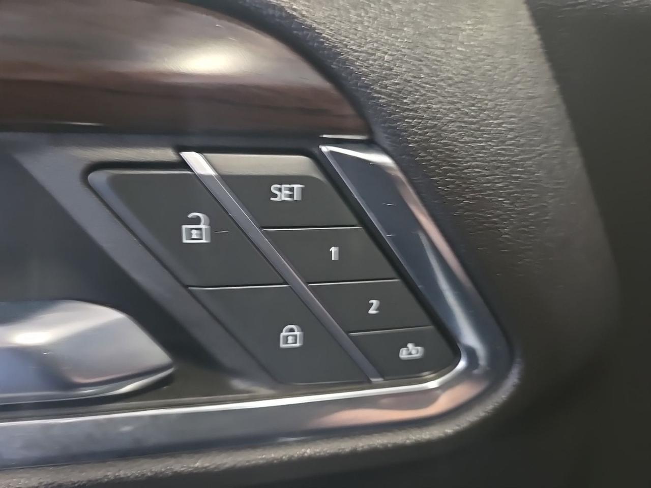 2023 GMC Sierra 1500 SLT West Burlington IA