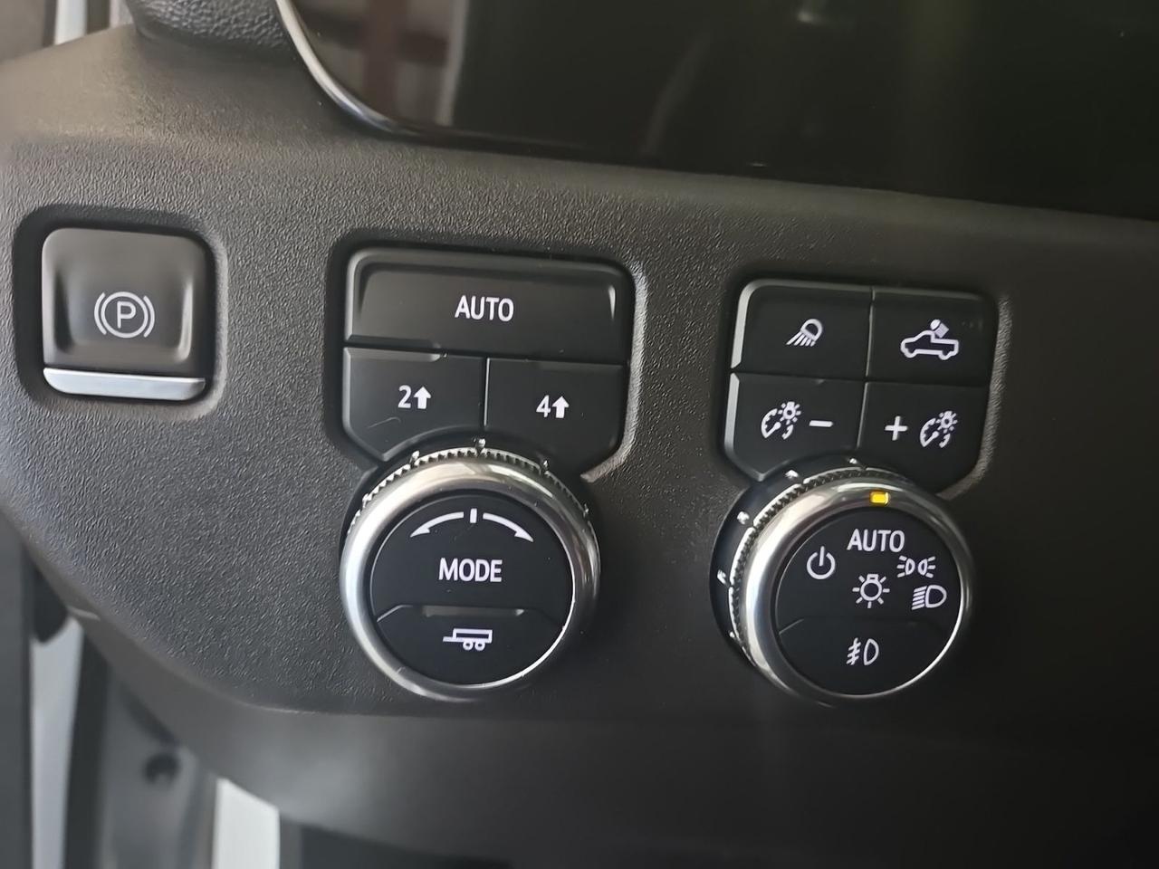 2023 GMC Sierra 1500 SLT West Burlington IA