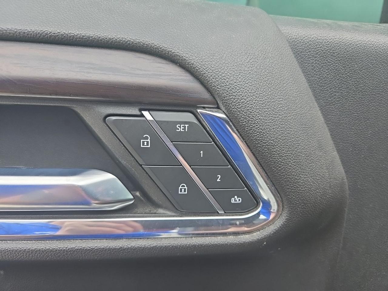 2023 GMC Sierra 1500 SLT West Burlington IA
