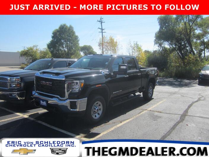 2023 GMC Sierra 2500HD 2500HD Pro Crew Cab 4WD Convenience SnowPlowPrepPkgs w/18s Spray-OnBedliner BlackAssistSteps Milwaukee WI