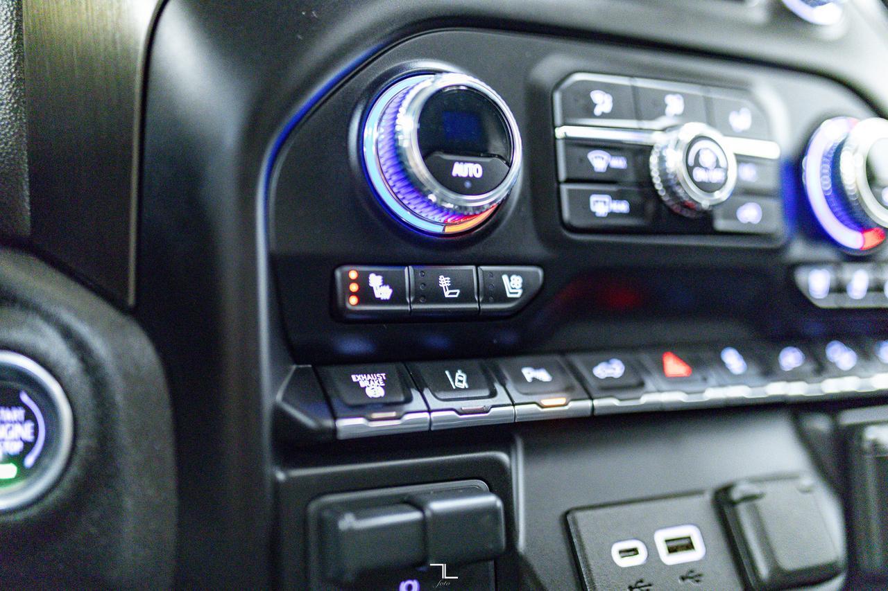 2023 GMC Sierra 2500HD 4x4 Crew Cab AT4 Diesel Leather Roof Nav BCam Red Deer AB