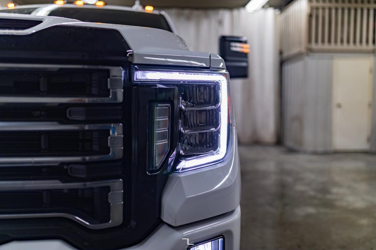 2023 GMC Sierra 2500HD 4x4 Crew Cab AT4 Diesel Leather Roof Nav BCam Red Deer AB