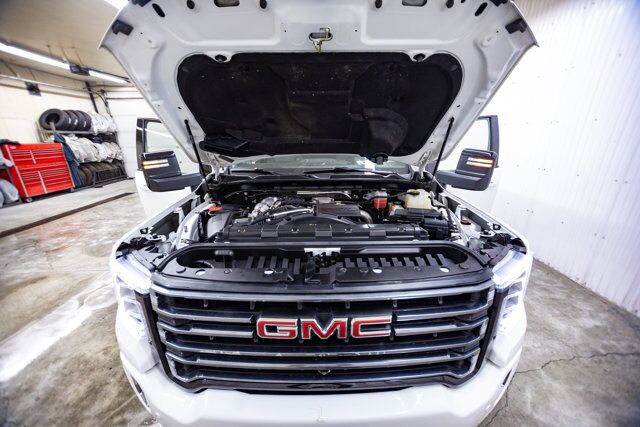 2023 GMC Sierra 2500HD 4x4 Crew Cab AT4 Diesel Leather Roof Nav BCam Red Deer AB