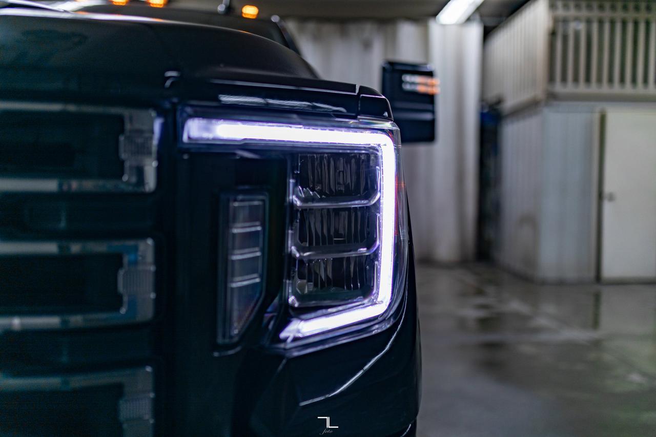 2023 GMC Sierra 2500HD 4x4 Crew Cab AT4 Diesel Leather Roof Nav BCam Red Deer AB