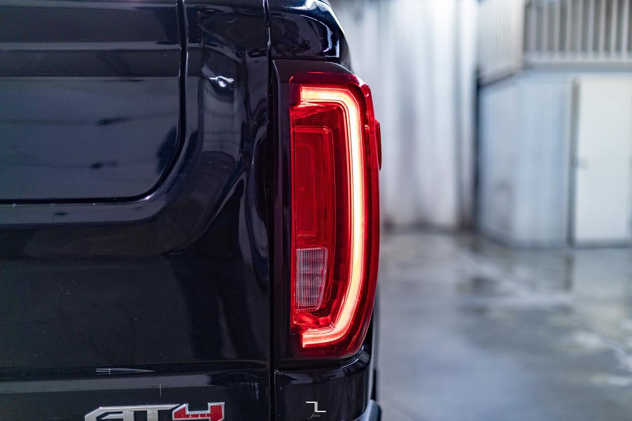 2023 GMC Sierra 2500HD 4x4 Crew Cab AT4 Diesel Leather Roof Nav BCam Red Deer AB