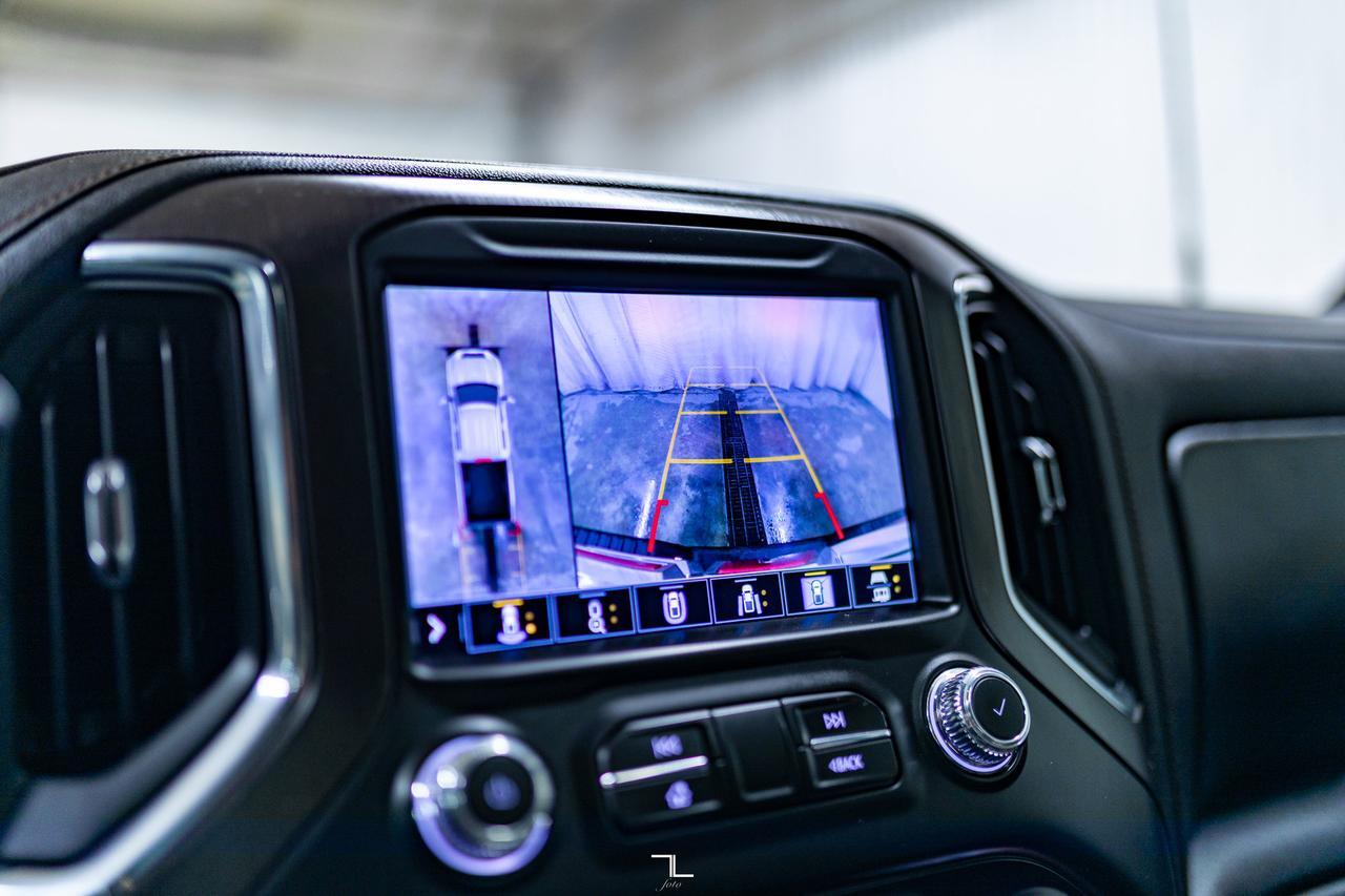 2023 GMC Sierra 2500HD 4x4 Crew Cab AT4 Diesel Leather Roof Nav BCam Red Deer AB