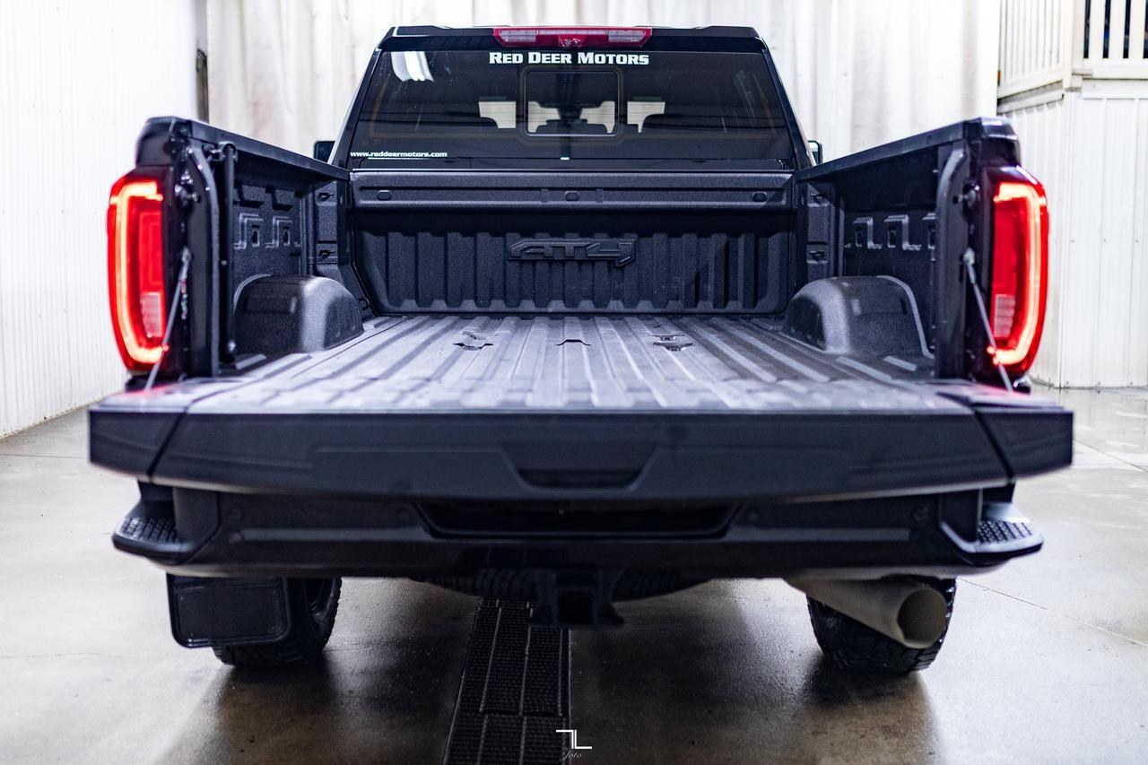 2023 GMC Sierra 2500HD 4x4 Crew Cab AT4 Diesel Leather Roof Nav BCam Red Deer AB