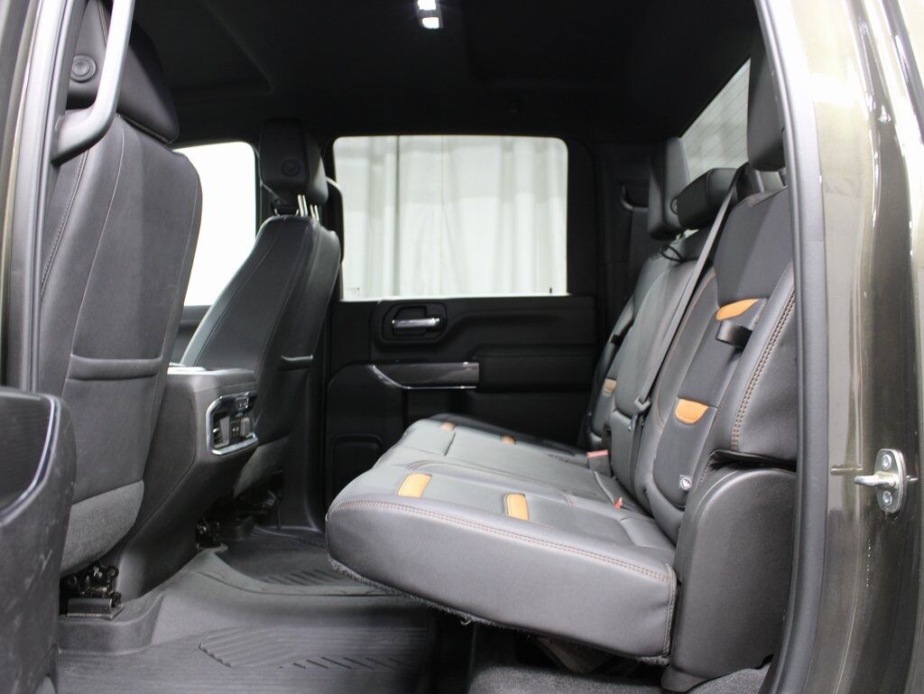 2023 GMC Sierra 2500HD 4x4 Crew Cab AT4 Fond du Lac WI
