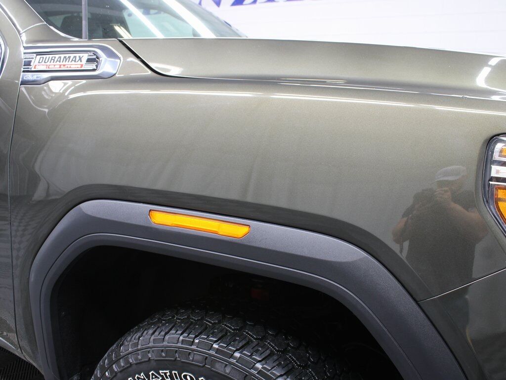 2023 GMC Sierra 2500HD 4x4 Crew Cab AT4 Fond du Lac WI