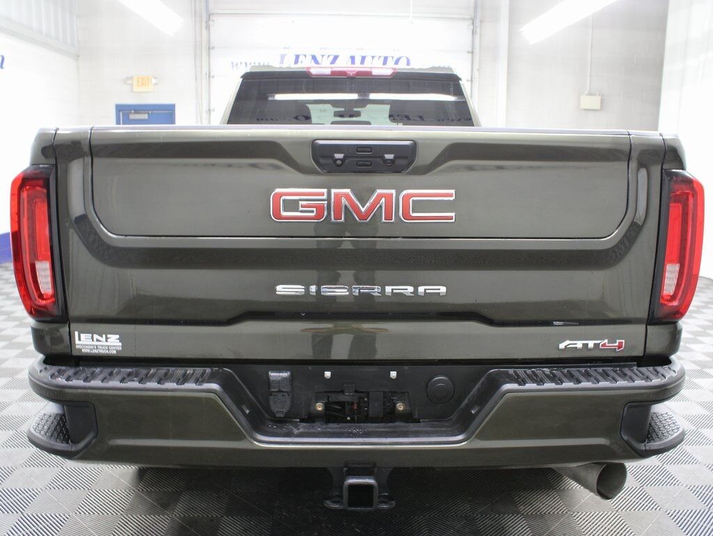 2023 GMC Sierra 2500HD 4x4 Crew Cab AT4 Fond du Lac WI