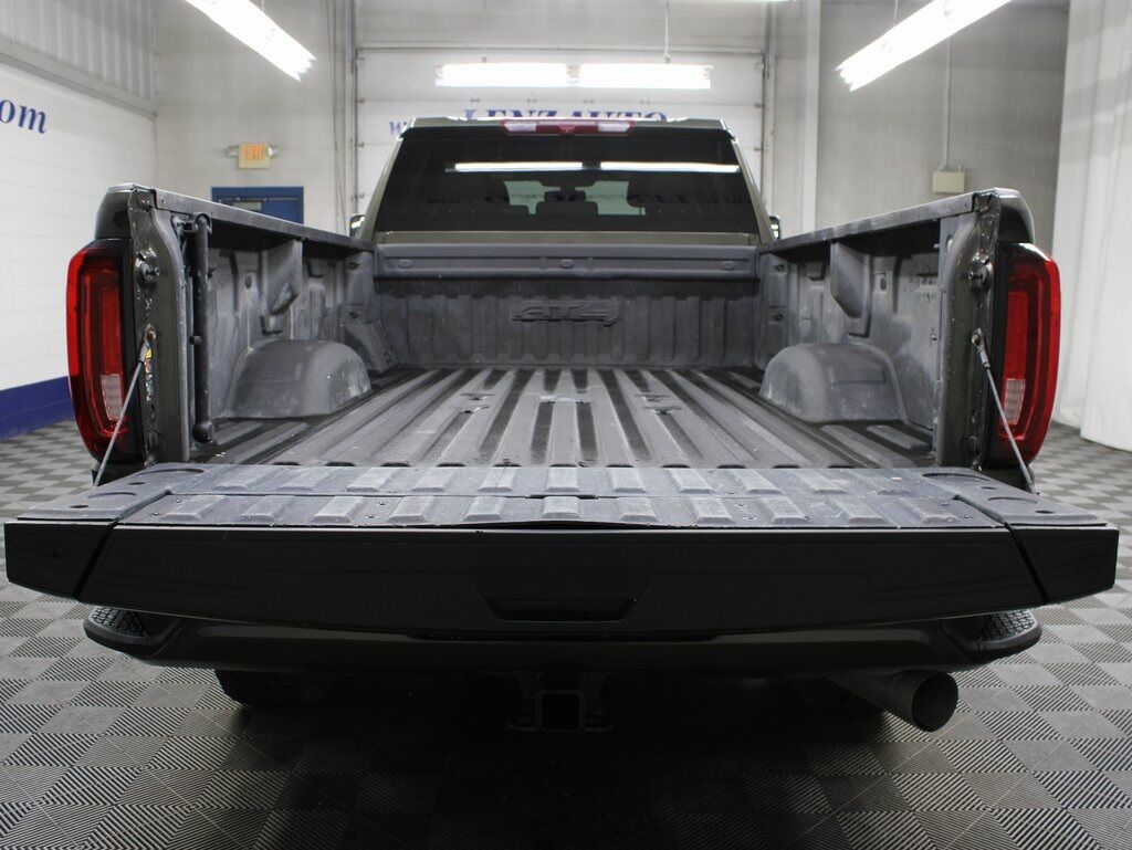 2023 GMC Sierra 2500HD 4x4 Crew Cab AT4 Fond du Lac WI