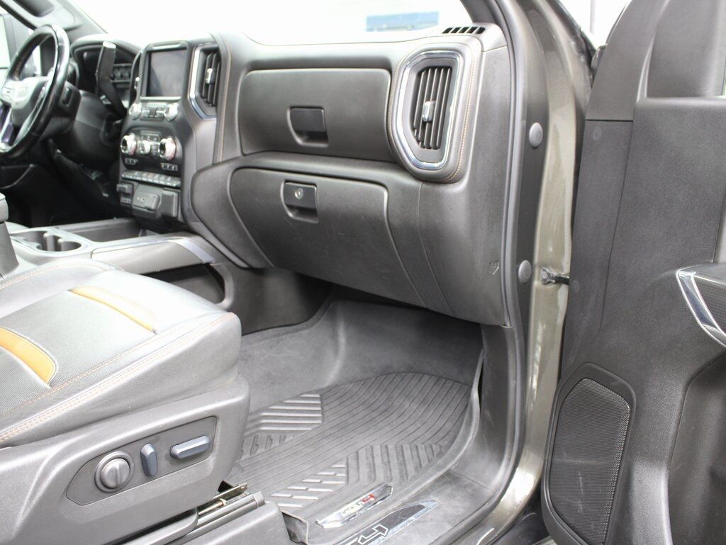 2023 GMC Sierra 2500HD 4x4 Crew Cab AT4 Fond du Lac WI