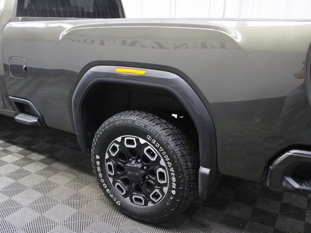 2023 GMC Sierra 2500HD 4x4 Crew Cab AT4 Fond du Lac WI