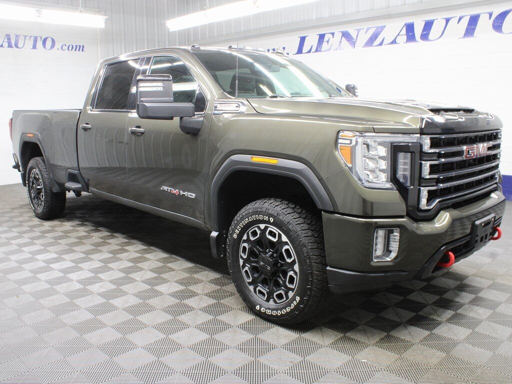 2023 GMC Sierra 2500HD 4x4 Crew Cab AT4 Fond du Lac WI