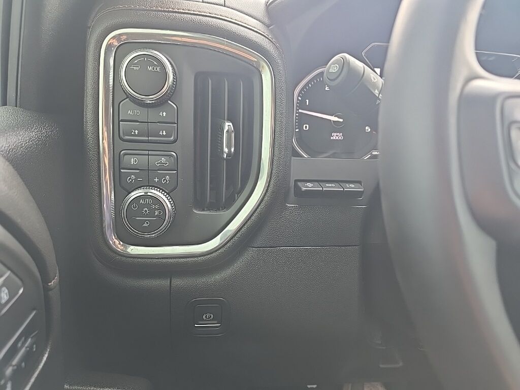 2023 GMC Sierra 2500HD 4x4 Crew Cab AT4 Minocqua WI