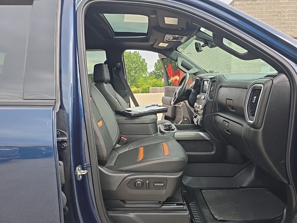 2023 GMC Sierra 2500HD 4x4 Crew Cab AT4 Minocqua WI