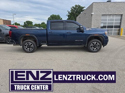 2023_GMC_Sierra 2500HD_4x4 Crew Cab AT4_ Fond du Lac WI