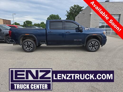 2023_GMC_Sierra 2500HD_4x4 Crew Cab AT4_ Fond du Lac WI