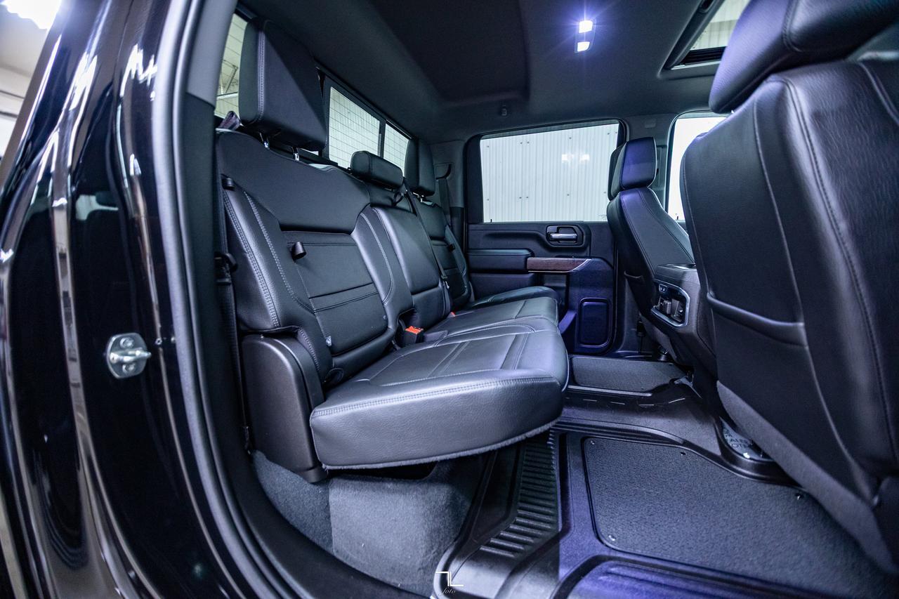 2023 GMC Sierra 2500HD 4x4 Crew Cab Denali Diesel Leather Roof Nav BCam Red Deer AB